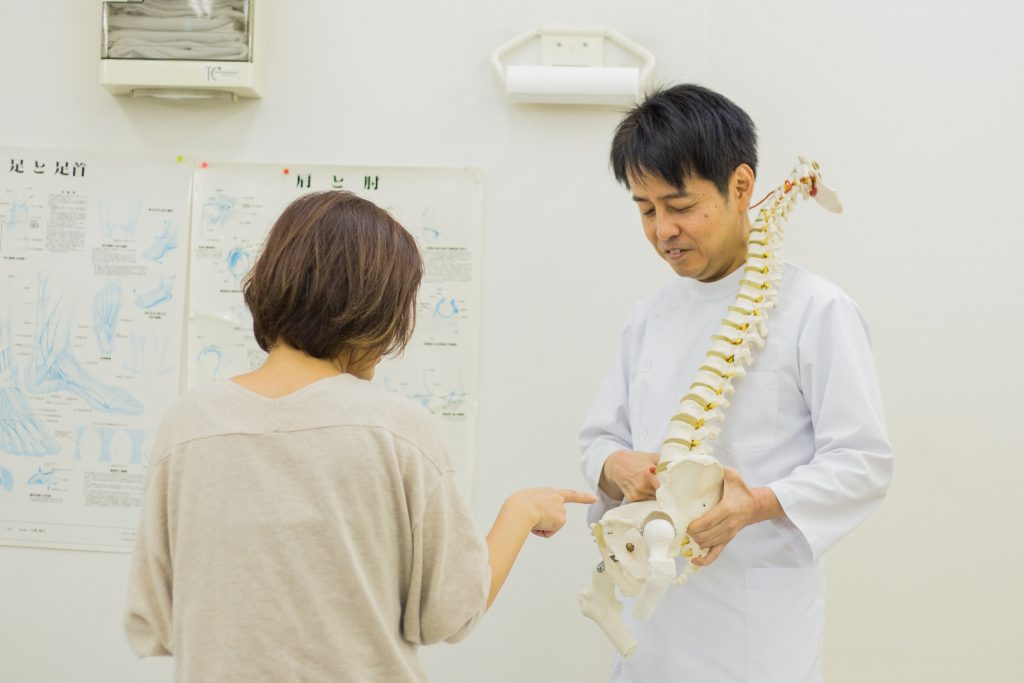 門真市のまつもと鍼灸整骨院では腰椎椎間板ヘルニアの施術を得意としております。